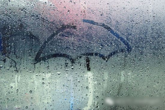 房間潮濕怎么辦！不僅會發(fā)霉還會導(dǎo)致甲醛超標(biāo)