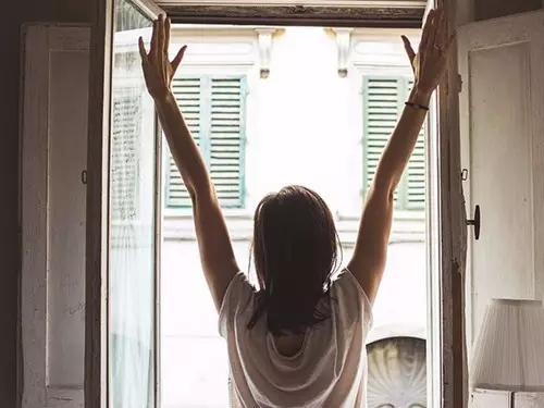 甲醛當(dāng)?shù)?，如何選擇合格的木器涂料或油漆？