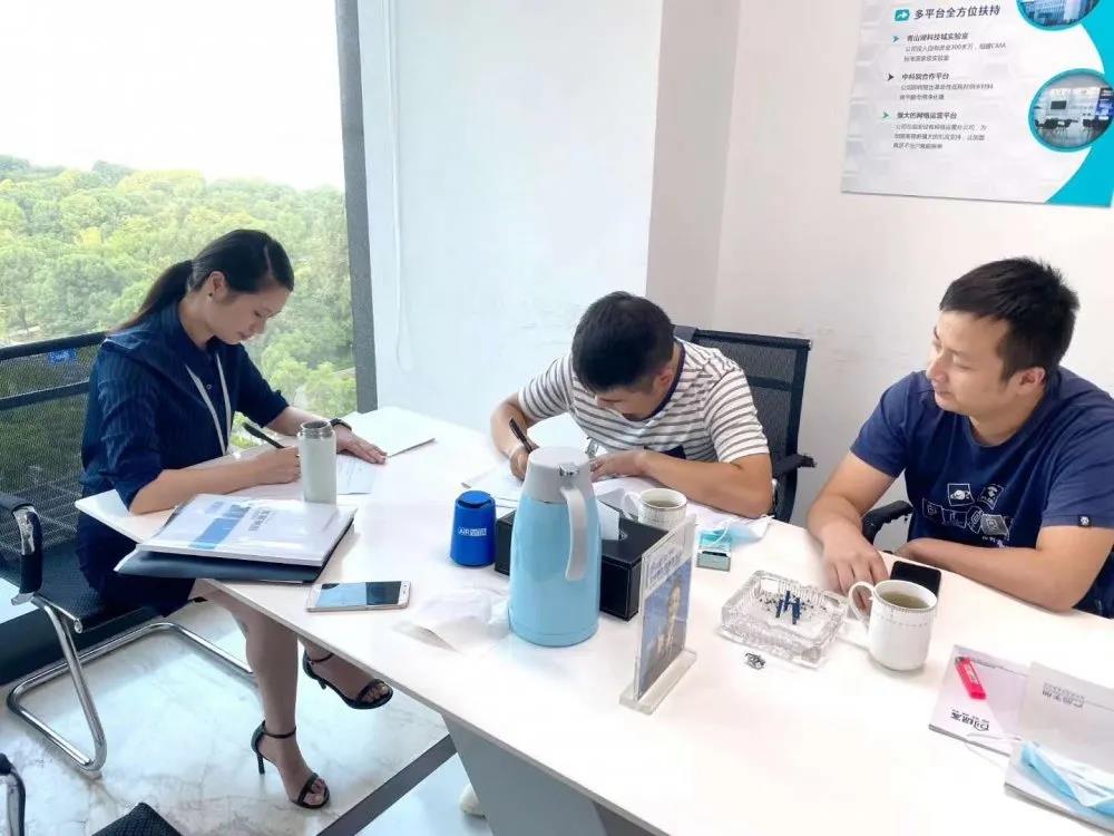 熱烈祝賀王總李總簽約創(chuàng)綠家四川省達(dá)州市區(qū)級代理！